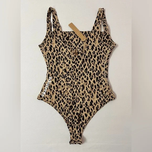 SKIMS Fits Everybody Leopard Jaguar Square Neck Scoop Bodysuit - Picture 2 of 2